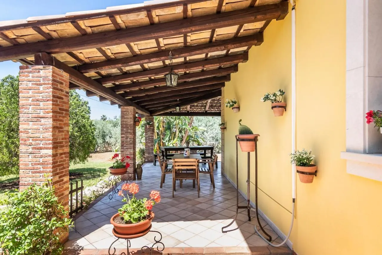 Villa Kalos Near The Sandy Beach, Parking & Wifi Noto Holiday home