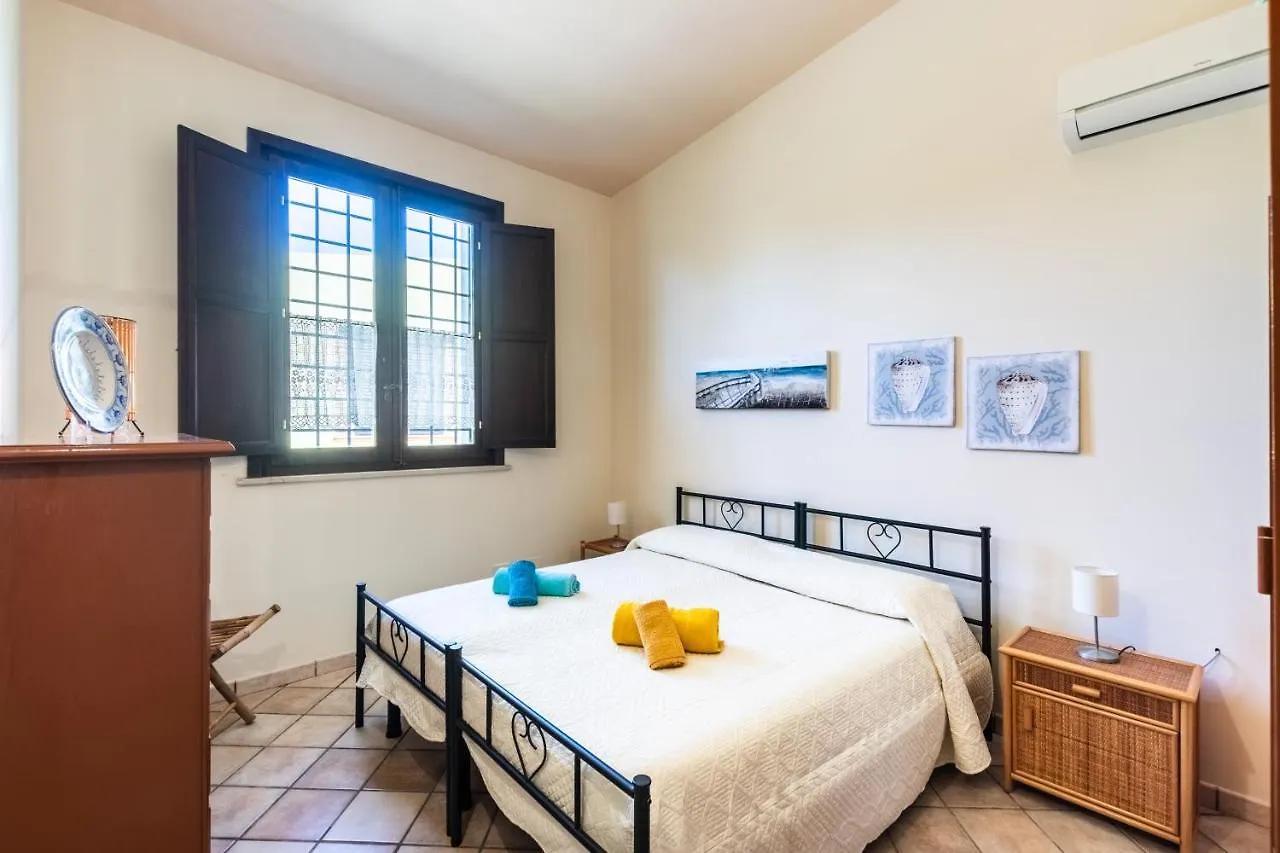 Villa Kalos Near The Sandy Beach, Parking & Wifi Noto 0*,  Italy