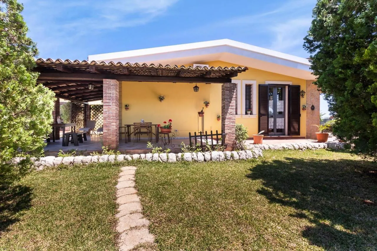 Villa Kalos Near The Sandy Beach, Parking & Wifi Noto